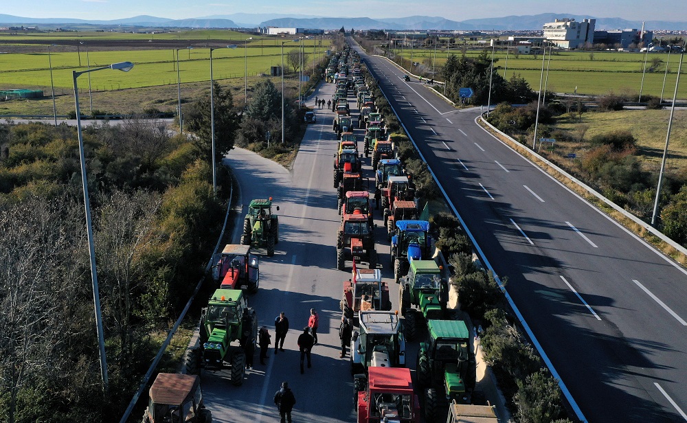 Fermeret ne Greqi vijojne protestat pavaresisht dialogut me qeverine